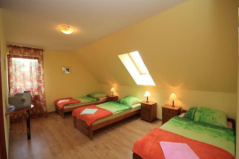 Karpnicka Struga W Dolinie Palacow I Ogrodow Jelenia Góra Екстериор снимка