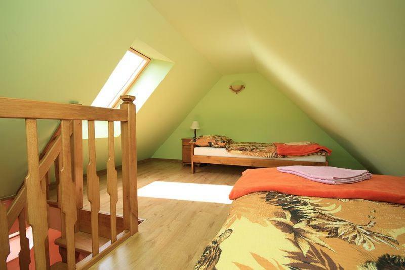 Karpnicka Struga W Dolinie Palacow I Ogrodow Jelenia Góra Екстериор снимка